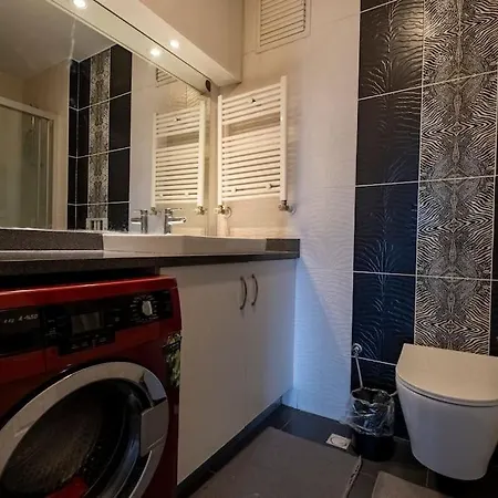 Duplex With Stunning Sea View, 3br, 2ba Apartment *