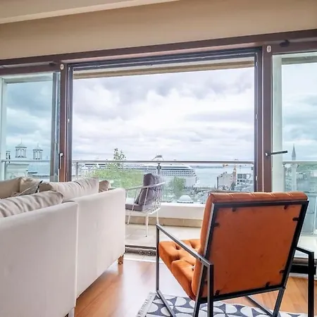 Duplex With Stunning Sea View, 3br, 2ba Stambuł