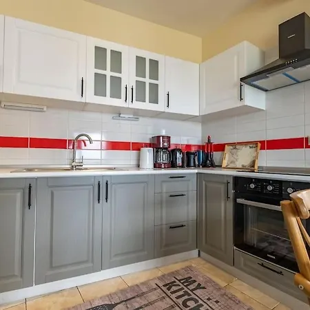 Duplex With Stunning Sea View, 3br, 2ba Apartament