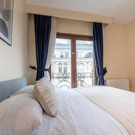 Apartment Duplex With Stunning Sea View, 3br, 2ba Istanbul